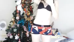 Великолепная шкура Naughtyyangel моется в душе