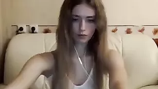 Милая россиянка Oksanafedorova общается во фри