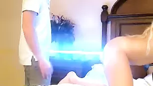 Изящная шкура Azzeydabz дрочит пизду мечом джедая