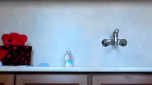 Смазливая детка 92hotpussy яро долбит обе дырки