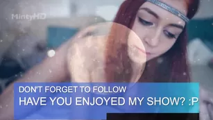 Рыженькая прелесть Hottminx балуется с вибратором