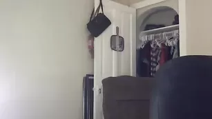 Пышногрудая стерва Funflirtyfilthy трахает анал и принимает ванну