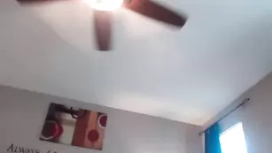 Шальная блонда Texas_blonde позирует голенькая