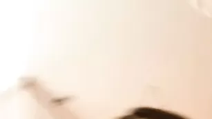 Юные телки Dulcemariaa танцуют стриптиз