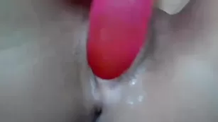 Шикарная мадам Xxxwildcatxxx гладит свои буфера