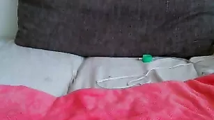 Аппетитная барышня Hotsexy_lisa насыщенно ласкает влагалище