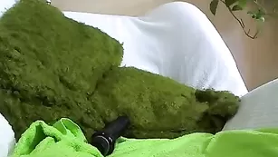 Пылкая курва Kinky_loveer нежно мастурбирует пизду