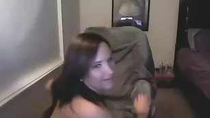 Обворожительная стерва Tiatitts_dd сует пальцы во все щели