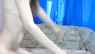 Очаровательная баба Xxxbestcouple7 трахает в анал