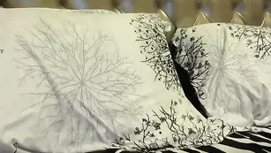 Роскошная малышка Verronikka18 теребит пилотку