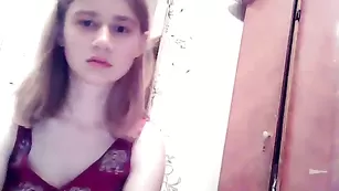 Пикантная 12jessica теребит киску