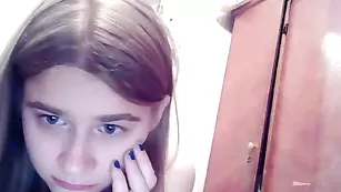 Пикантная 12jessica теребит киску