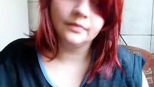 Активная шмара plaska_jak_deska вертит шальной жопой