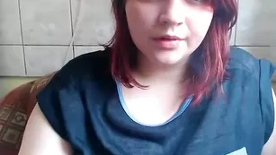 Активная шмара plaska_jak_deska вертит шальной жопой