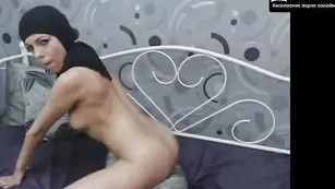 Арабская куртизанка Jasminmuslim исполняет шоу