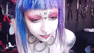 Изумительная сука Kota_Morgue показывает интимные места