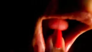 Красивая курва Bonnybysya мандражирует прелести