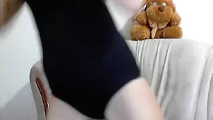 tina22 скромничает на вебку