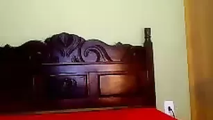 Рыжая толстуха Izavampira оголяет дойки