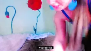 ole4kaangel истосковалась по анальному сексу