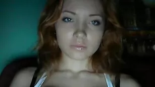 firehotgirl симпатичная девушка светанула своей чудесной грудью