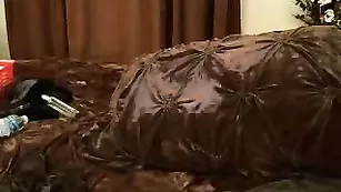 Кокетливая шваль Alexa_seven позирует голенькая