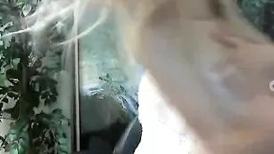 Vika09 стриптиз от белокурой шлюшки