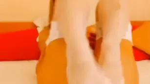 LoveBeyba нашла новое применение бутылке из-под шампанского