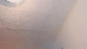 Нижние ракурсы заднего бампера знойной сучки petittegabrielle