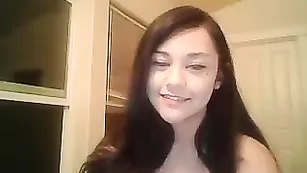 Ажурная малая Berylgem нежно тискает киску