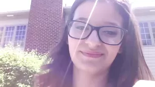 Ilikebigboys показывает свои дырочки