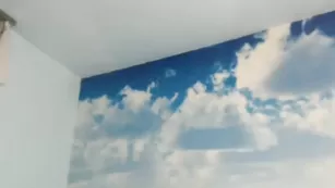 Lydia_laurel улыбчивая шлюшка оседлала большой синий дилдо