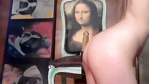 Elisadeathnaked ебет себя дилдо