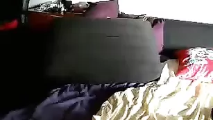 sweet_ary показывает свои огромные сиськи