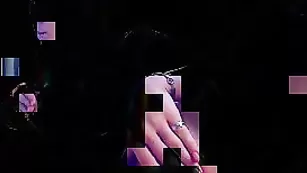 Ажурная сучка в чулках Prettyange теребит пилотку