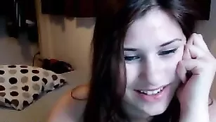 Толстая стерва Jennica_Lynn демонстрирует свои прелести