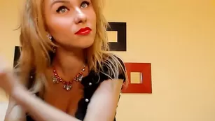 Aryanne затянувшийся стриптиз