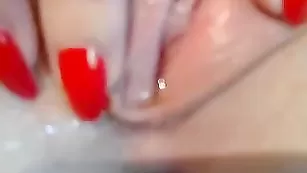 CuteBlonde мокрая киска блондинки