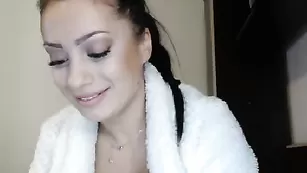 Чудесная стерва Sabinasweet тереби пизду и анус