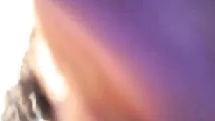 Похотливая детка Dandignastay раздвигает ножки