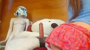 Худая модель скачет на самотыке elisadeathnaked