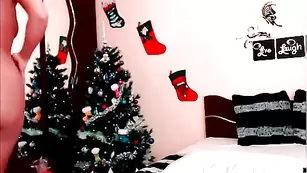 Рыжая стерва sweetkattye демонстрирует шикарные формы