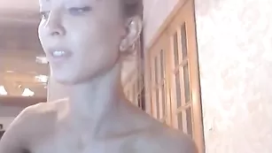 Жопастая телочка fiery_passion во фри чате