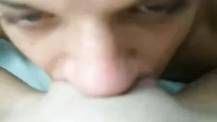 Парочка занимается оральными ласками и трахается