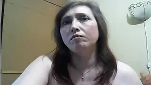 Опытная Sexolgunia занимается фистингом