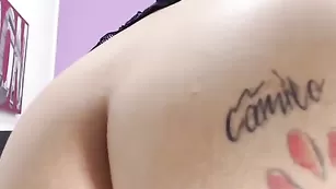 Грудастая крошка оседлала страпон niley_hott