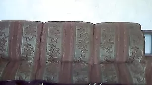 Распутная краля Lana39 ласкает половые губки