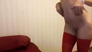 Кокетка в чулках Kyttana разделась