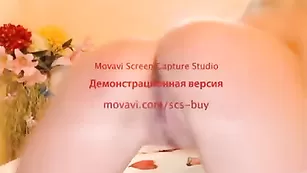 Чудесная valeta трахает попку пальцами