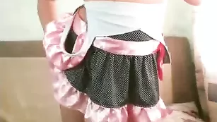 Грудастая BriannaXXX блестяще раздевается